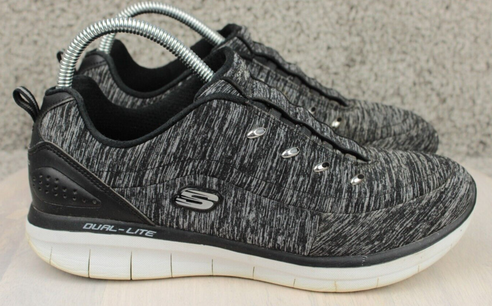 Skechers Relaxed Fit Memory Foam Sneaker Women 9 Black Gray Knit Slip On Comfort